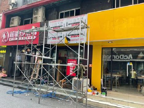 襄阳制作广告招牌如何避免它发黄？